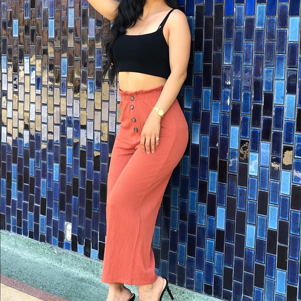 High waisted crop pants